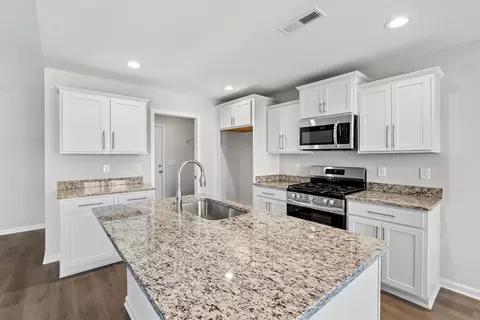 35 Bennington Ct, Georgetown, SC 29440 photo 6