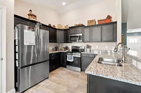 Kitchen - 1420 Nathan Dr, Loris, SC 29569 photo 1 of 2