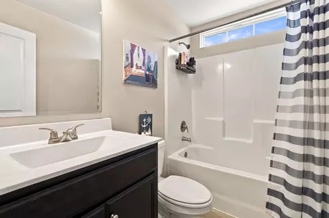 Bath - 1420 Nathan Dr, Loris, SC 29569 photo 4 of 6