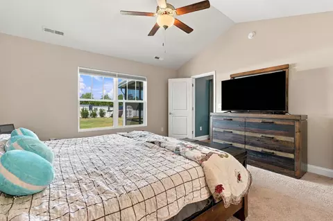 Bedroom - 1420 Nathan Dr, Loris, SC 29569 photo 2 of 5