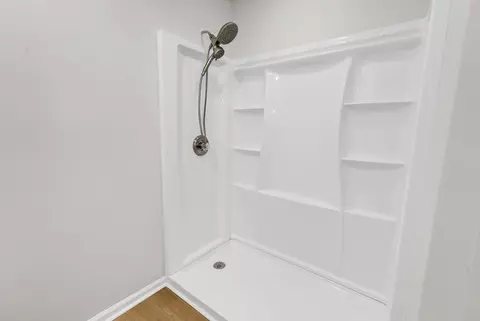 Bath - 109 Coachman Ln, Surfside Beach, SC 29575 photo 3 of 3