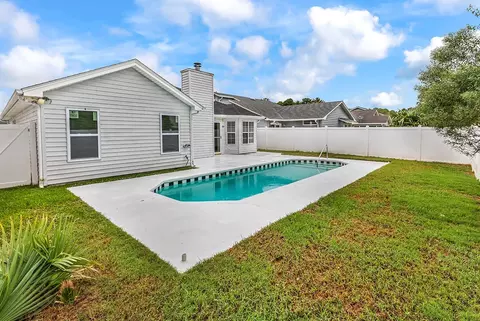 Exterior - 109 Coachman Ln, Surfside Beach, SC 29575 photo 5 of 6