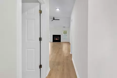 Entry Way - 109 Coachman Ln, Surfside Beach, SC 29575 photo 2 of 4