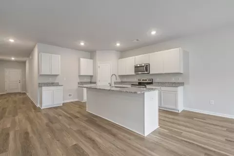 Kitchen - 1074 Cherrystone Loop, Conway, SC 29526 photo 1 of 4