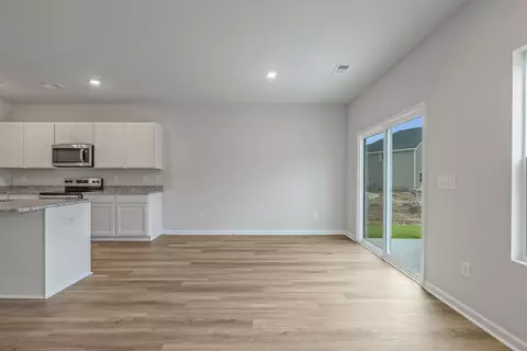 Living - 1074 Cherrystone Loop, Conway, SC 29526 photo 3 of 4