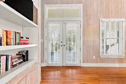 Entry Way - 13 Beachwalker Ct, Georgetown, SC 29440 photo 3 of 5