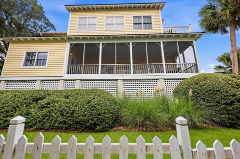 Exterior - 13 Beachwalker Ct, Georgetown, SC 29440 photo 17 of 23