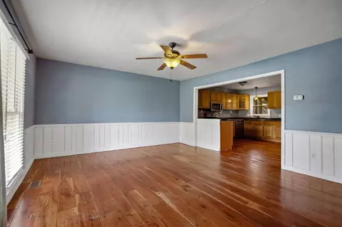 Living - 1876 Nathan Dr, Loris, SC 29569 photo 3 of 4