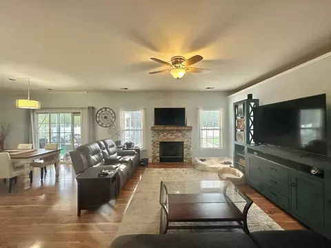 Living - 644 Seth Ln, Longs, SC 29568 photo 7 of 7
