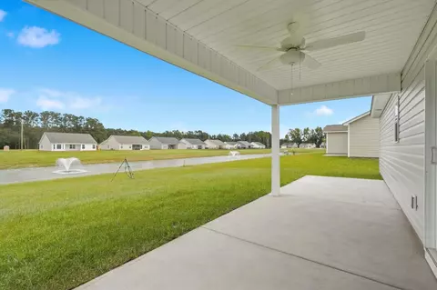 Exterior - 25 Bennington Ct, Georgetown, SC 29440 photo 2 of 6