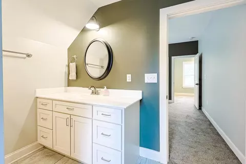 Bath - 603 Burroughs St, Conway, SC 29526 photo 7 of 8