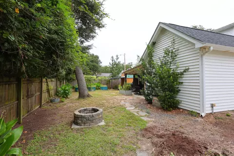 Exterior - 603 Burroughs St, Conway, SC 29526 photo 6 of 13