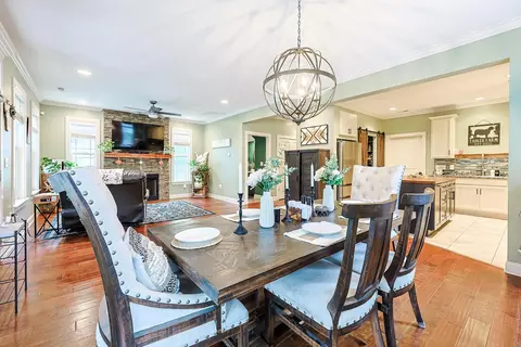 Dining - 603 Burroughs St, Conway, SC 29526 photo 2 of 3