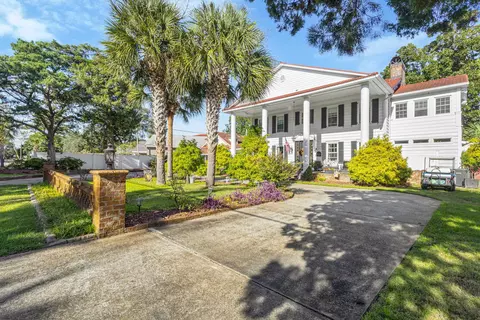 402 Calhoun Rd, Myrtle Beach, SC 29572