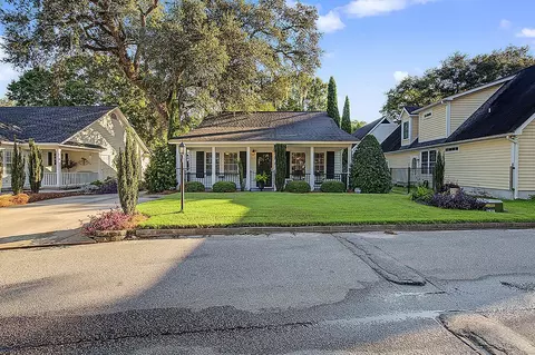 4273 Brook Dr, Murrells Inlet, SC 29576