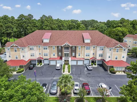 5650 Barefoot Resort Bridge Rd #423, North Myrtle Beach, SC 29582