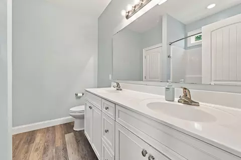Bath - 518 Irees Way, Longs, SC 29568 photo 2 of 2