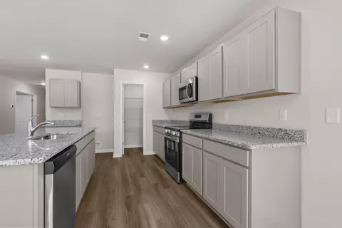 Kitchen - 936 Caswell Dr, Conway, SC 29527 photo 2 of 5