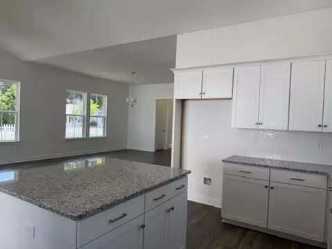 Kitchen - 3810 Richardson St, Loris, SC 29569 photo 2 of 4