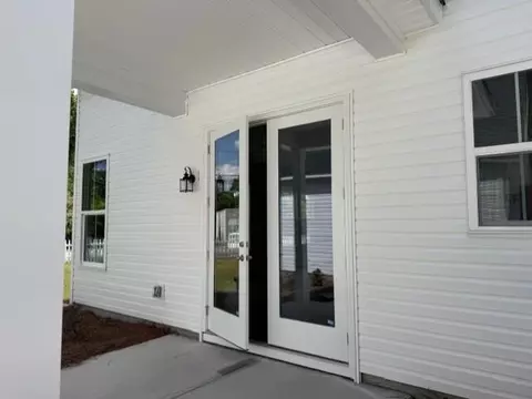 Exterior - 3810 Richardson St, Loris, SC 29569 photo 6 of 9