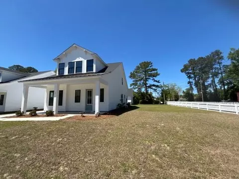 Exterior - 3810 Richardson St, Loris, SC 29569 photo 7 of 9