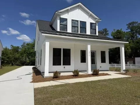 Exterior - 3810 Richardson St, Loris, SC 29569 photo 2 of 9
