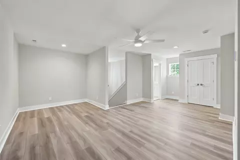 Living - 2012 Spring Valley Ct, Loris, SC 29569 photo 4 of 4