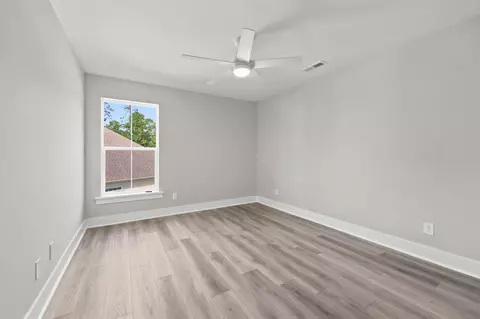 Bedroom - 2012 Spring Valley Ct, Loris, SC 29569 photo 4 of 5