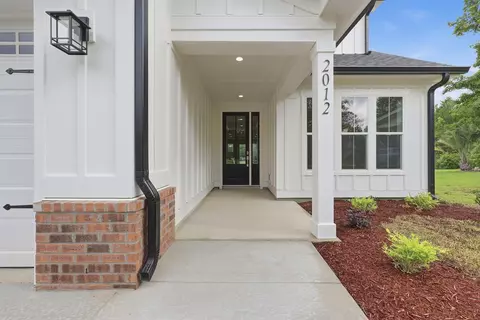 Exterior - 2012 Spring Valley Ct, Loris, SC 29569 photo 2 of 5