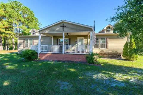 3286 B And S Rd, Loris, SC 29569