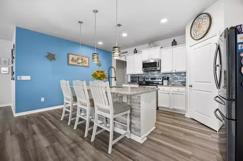 Kitchen - 2732 Eclipse Dr, Myrtle Beach, SC 29577 photo 4 of 9