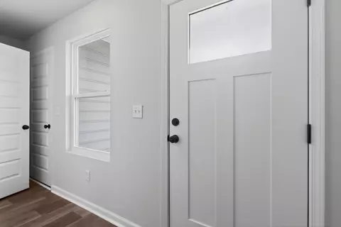 Entry Way - 272 Pleasant Valley Dr, Loris, SC 29569 photo 7 of 9