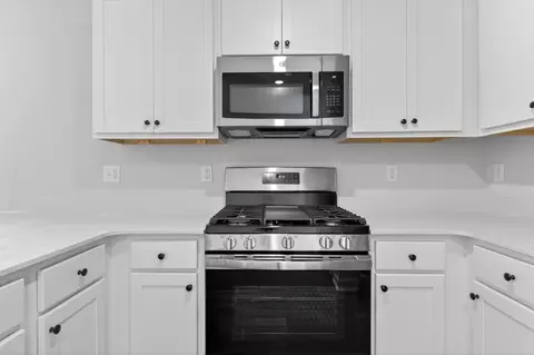 Kitchen - 272 Pleasant Valley Dr, Loris, SC 29569 photo 2 of 2