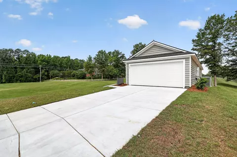 Exterior - 272 Pleasant Valley Dr, Loris, SC 29569 photo 3 of 8