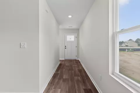 Entry Way - 272 Pleasant Valley Dr, Loris, SC 29569 photo 8 of 9