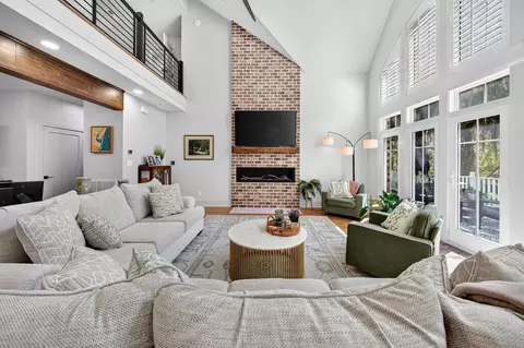 Living - 149 Sanderling Ave, Georgetown, SC 29440 photo 1 of 3