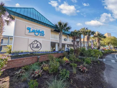 1 Norris Dr #357, Pawleys Island, SC 29585