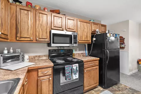Kitchen - 1920 Bent Grass Dr #35 L, Surfside Beach, SC 29575 photo 4 of 5