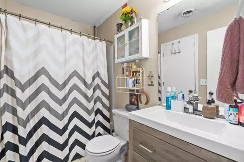 Bath - 1920 Bent Grass Dr #35 L, Surfside Beach, SC 29575 photo 1 of 2