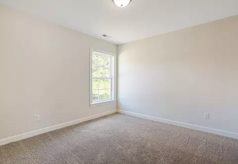 Bedroom - 176 Dunbarton Ln, Conway, SC 29526 photo 8 of 12