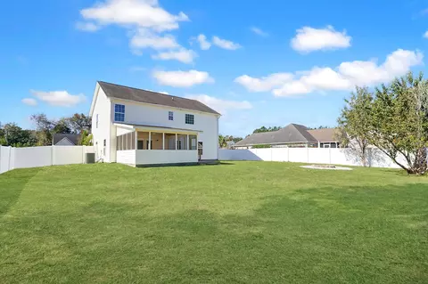 Exterior - 176 Dunbarton Ln, Conway, SC 29526 photo 10 of 12