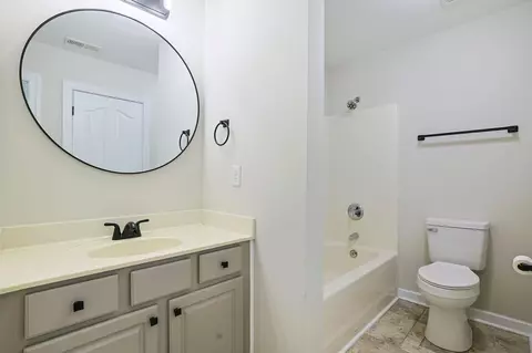 Bath - 176 Dunbarton Ln, Conway, SC 29526 photo 5 of 5