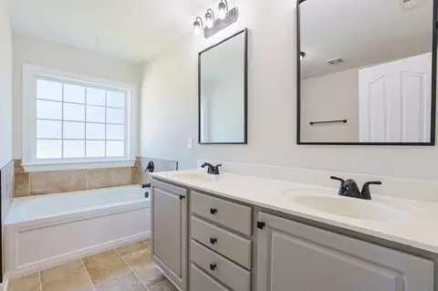 Bath - 176 Dunbarton Ln, Conway, SC 29526 photo 1 of 5