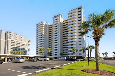 10200 Beach Club Dr #7D, Myrtle Beach, SC 29572