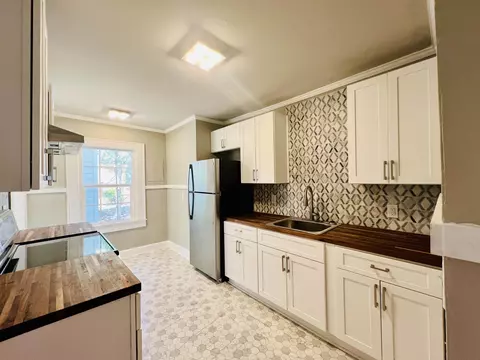 Kitchen - 111 Cooper St, Kingstree, SC 29556 photo 1 of 4