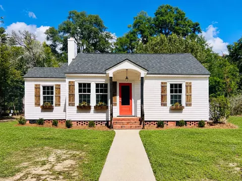 111 Cooper St, Kingstree, SC 29556