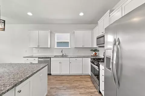 Kitchen - 192 Long Leaf Pine Dr, Conway, SC 29526 photo 2 of 3