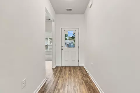 Entry Way - 192 Long Leaf Pine Dr, Conway, SC 29526 photo 3 of 5