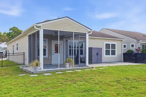 Exterior - 192 Long Leaf Pine Dr, Conway, SC 29526 photo 6 of 16