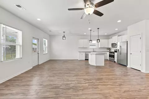 Living - 192 Long Leaf Pine Dr, Conway, SC 29526 photo 3 of 3